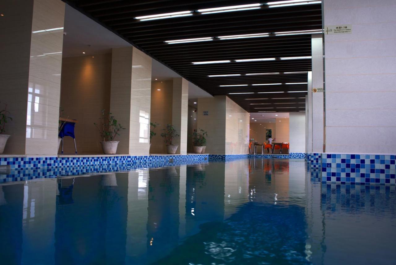 Lark Hotel Дар ес Саалам Екстериор снимка