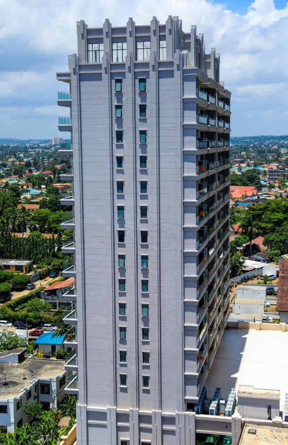 Lark Hotel Дар ес Саалам Екстериор снимка